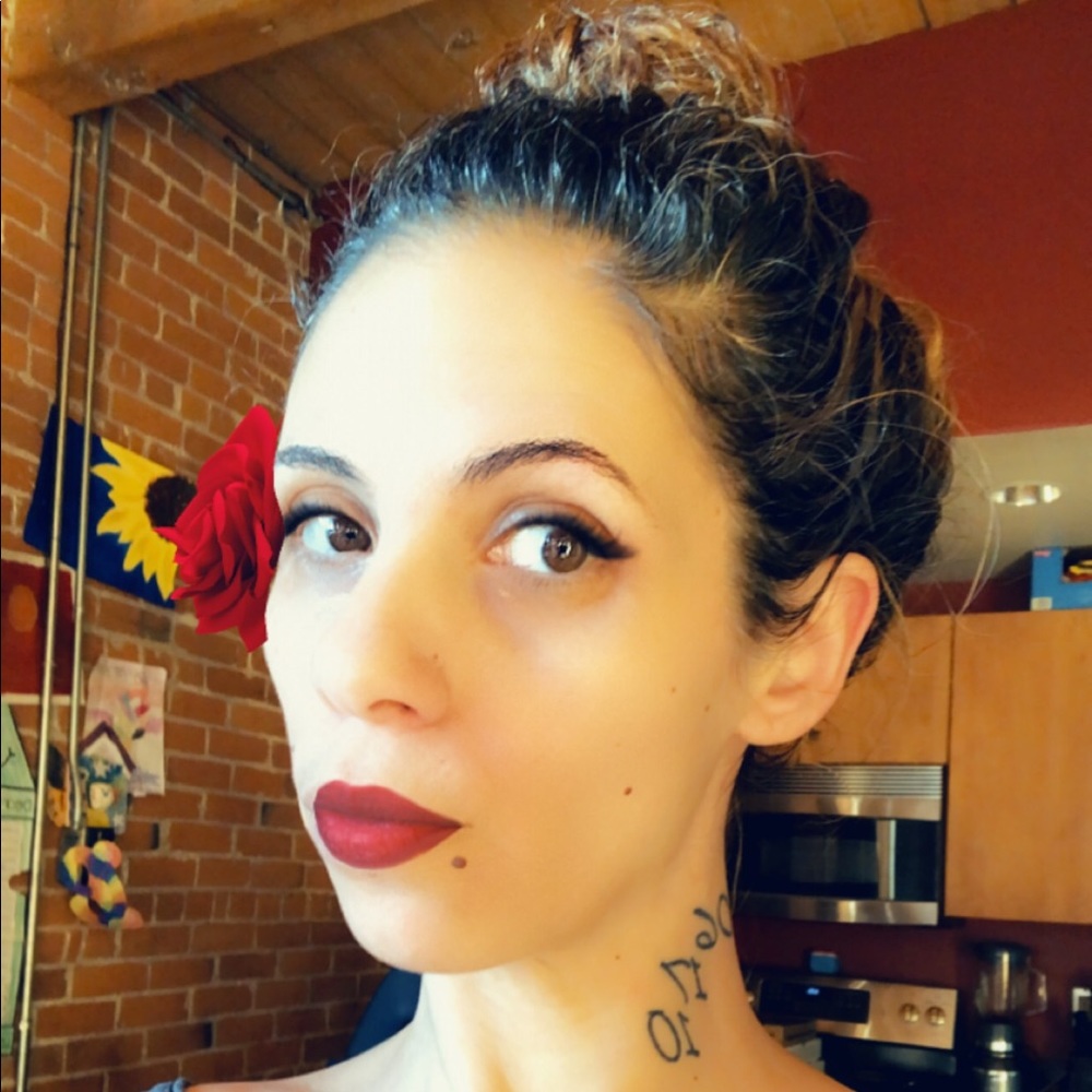 Meet your Posher, Mandy